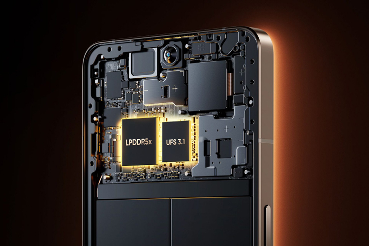 Realme GT 2 Master Explorer Edition станет первым в мире смартфоном с памятью LPDDR5X