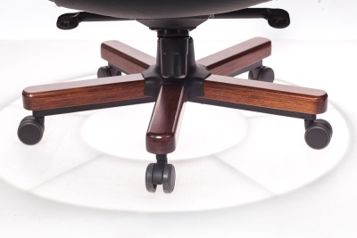 Кресло руководителя Бюрократ T-9923WALNUT черный кожа крестовина металл/дерево