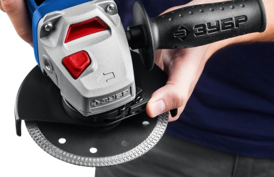 Углошлифовальная машина Зубр УШМ-П125-1500 ПСТ 1500Вт 9500об/мин рез.шпин.:M14 d=125мм