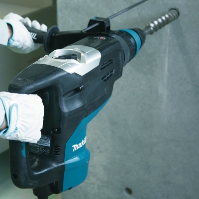 Перфоратор Makita HR5202C патрон:SDS-max уд.:21Дж 1510Вт