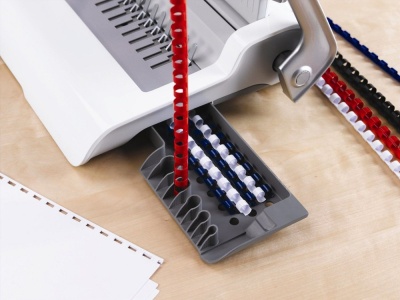 Переплетчик Fellowes STAR+ 150 (FS-56275) A4/перф.12л.сшив/макс.150л./пластик.пруж. (6-18мм)