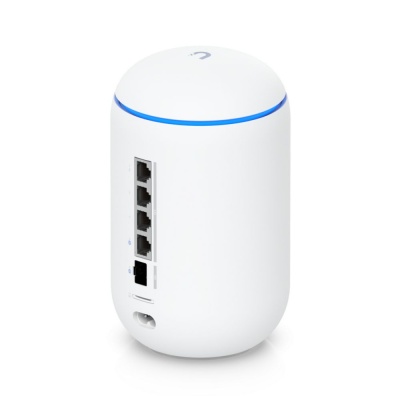 Ubiquiti UniFi Dream Router 7 Маршрутизатор 4 ядра (1,5 ГГц), Wi-Fi 7, 4х 2.5G RJ45, 1х 10G SFP+