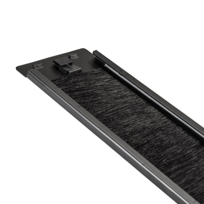 Exegate EX292877RUS Exegate EX292877RUS Кабельный органайзер c щеточным вводом ExeGate BP19-2UM-TL (19" 2U, металлический, быстросъемный, цвет черный, RTL)