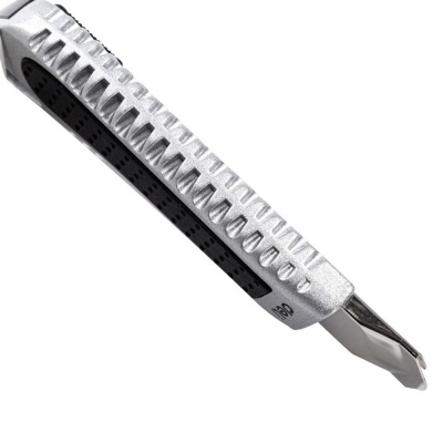 Нож Deli Универсальный нож Deli DL4255 18мм 18мм, лезвие SK2, алюминиевый корпус, длина 155мм