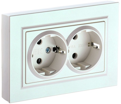 IEK BR-R21-16-K36-F BRITE Роз. 2-я с з/к без з/ш 16А в сб. РС12-3-БрЖ жемч.