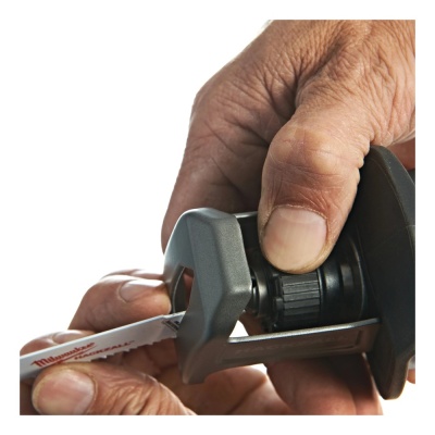 Аккумуляторная сабельная пила Milwaukee M12 FUEL CHZ-0 - 4933446960