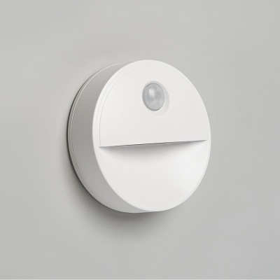 Светильник светодиодный 0.5w с датчиком движения круг белый