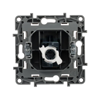 ETIKA Розетка RJ45 кат.5 UTP, бел. Legrand 672241