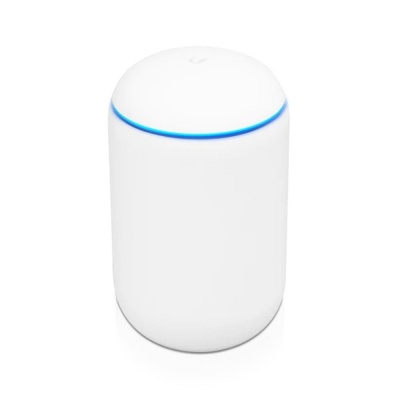 Точка доступа Ubiquiti UniFi Dream Machine (UDM-EU)