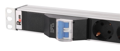 Вертикальный блок розеток Rem-32 без шнура с авт., инд., 20 IEC 60320 C13, 10 IEC 60320 C19, 32 А, алюм., 33-38U, колодка (R-32-20C13-10C19-A-I-1420-K)