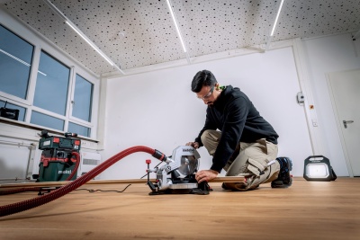 Торцовочная пила Metabo KGS 216 M 1100Вт 5000об/мин d=216мм