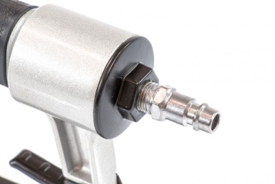 Степлер пневматический MATRIX 57420  для прямоугольных скоб от 10 до 22мм