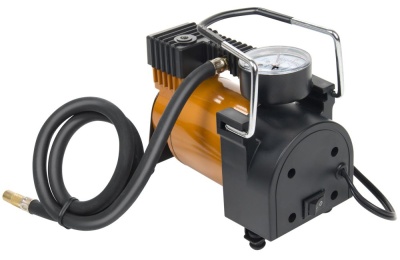 Автомобильный компрессор Starwind CC-220 35л/мин шланг 0.75м