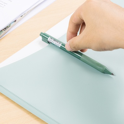 Конверт на кнопке Deli EF763 A4 гориз. расшир. гладкий полипропилен ассорти внешний карман