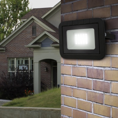 ЭРА Б0043589 Прожектор светодиодный LPR-061-0-65K-020 20Вт 1900Лм 6500К 135x100x28