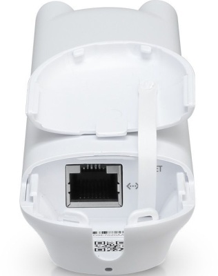 Точка доступа Ubiquiti UAP-AC-M-EU 10/100/1000BASE-TX белый